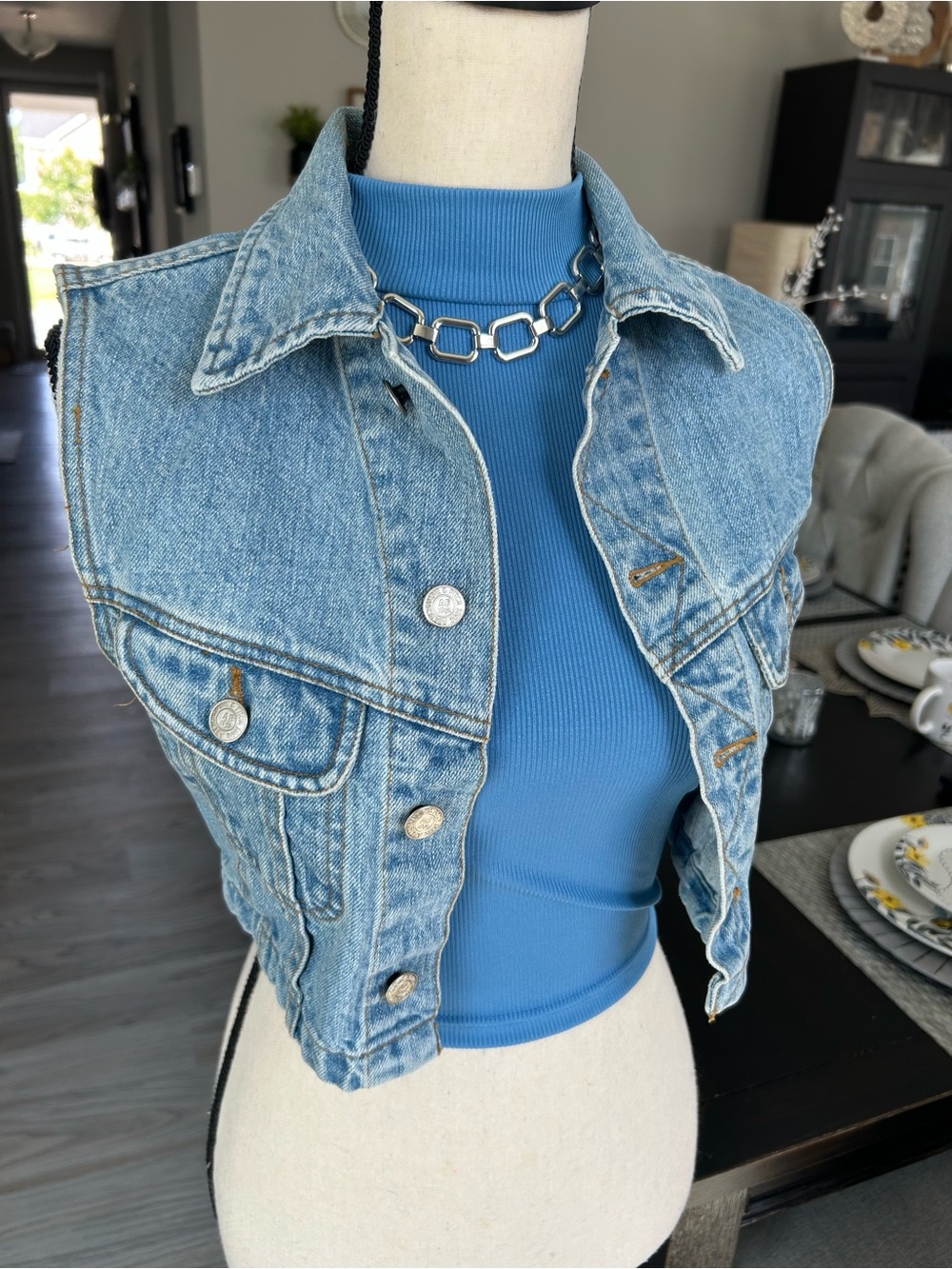 â¨Vintage Abercrombie & Fitch Light Blue Jean Denim Vest butterfly đŚ patch